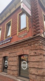 здание и адрес.jpg